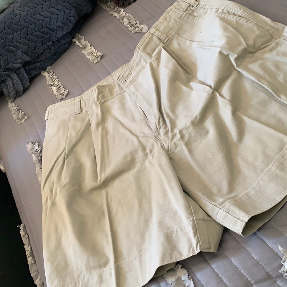 Tan docker shorts